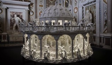 All Things Fall - 3D printed zoetrope by Mat Collishaw